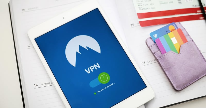 Voyager seule en toute sécurité : les conseils essentiels à connaître