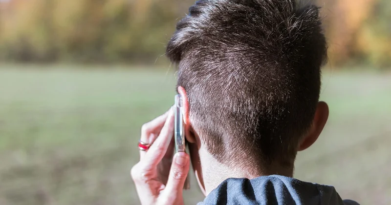 Garder le lien avec ses proches (sans être collé à son téléphone)