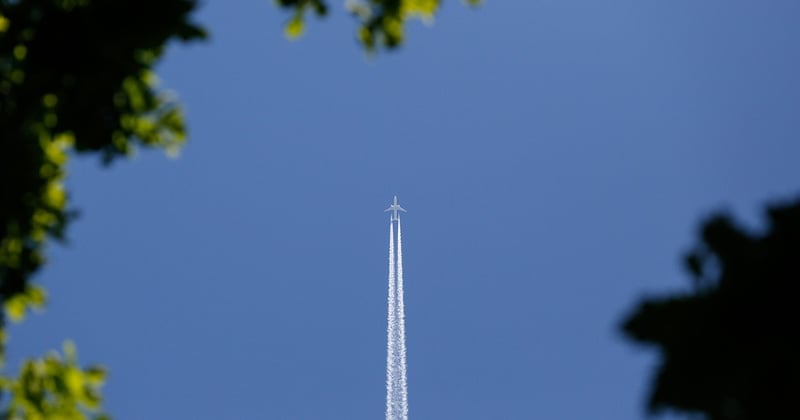 Voyager en famille : les conseils essentiels pour un trajet en avion serein